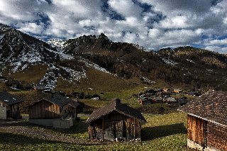 paesino di montagna tradizionale